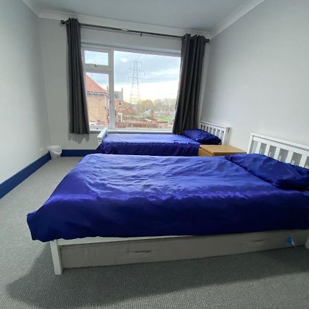 Harewood Lodge - Single And Double Rooms Self Serve Apartment Κινγκς Λιν Εξωτερικό φωτογραφία